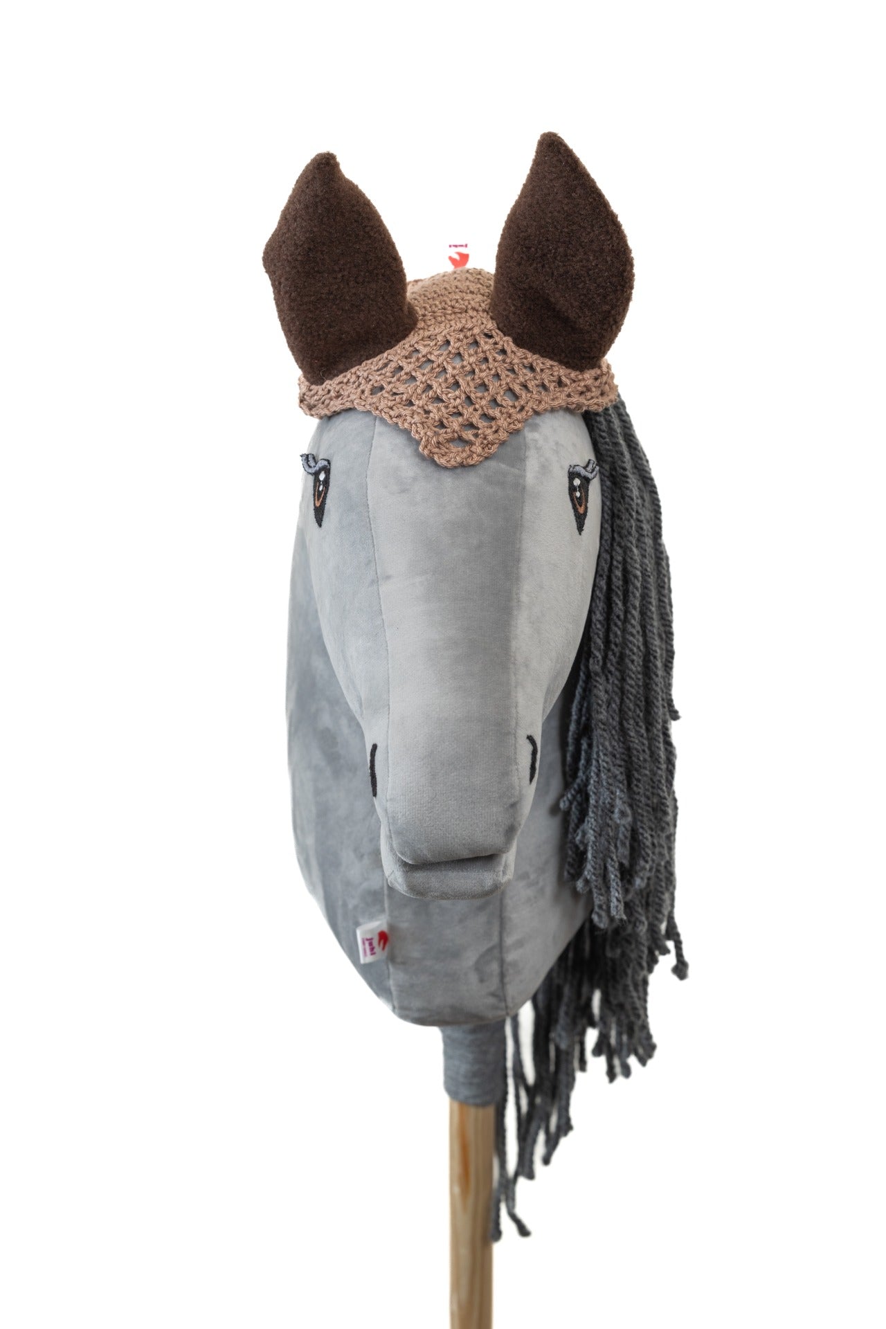 Ručně háčkovaná béžová čabraka pro hobby horse s hnědýma ušima.