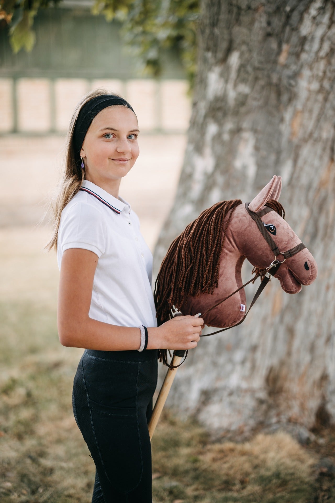 Rosie - Dunkelbraune Mähne - Pferd Groß