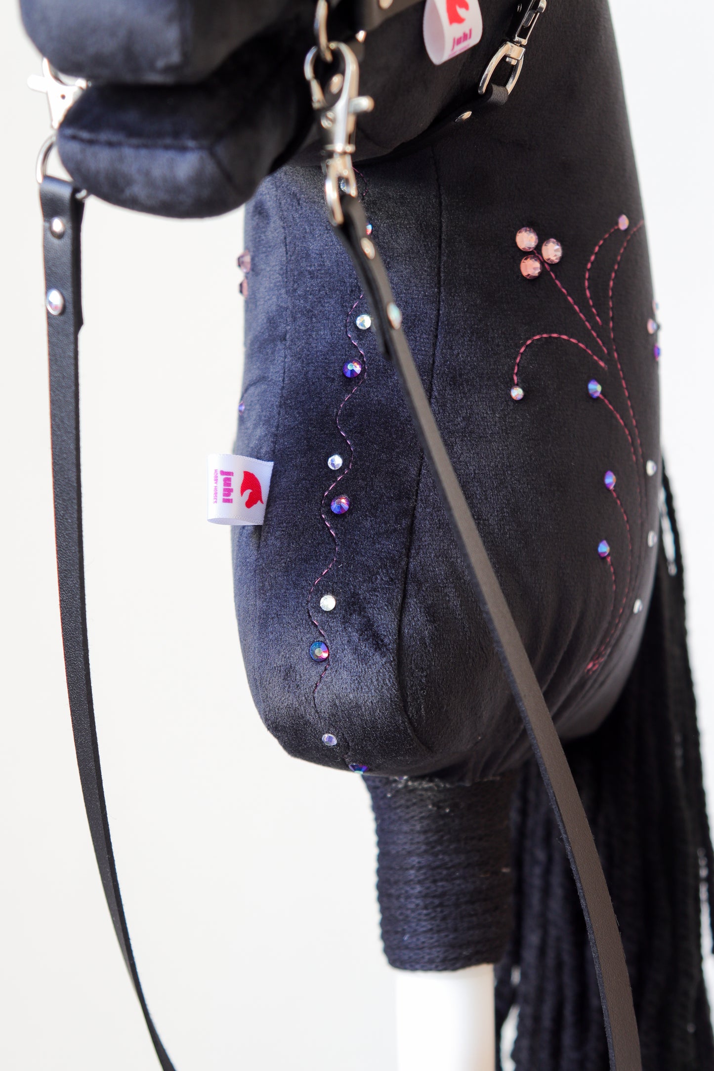 Black Diamond mit Swarovski-steinen - Sportpony