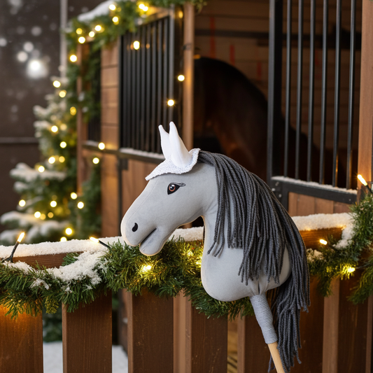 Gehäkelte Fliegenhaube - Weißsilber - Fohlen